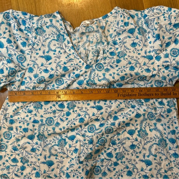 Draper James White and Blue Floral Blouse Size XL - Picture 4 of 4